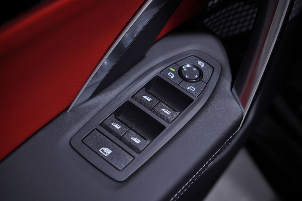 Thumbnail: 2025 BMW X2 - 14