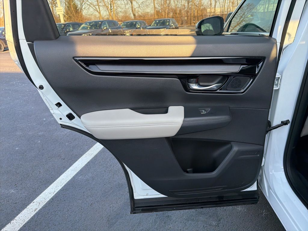 Thumbnail: 2023 Honda CR-V - 21