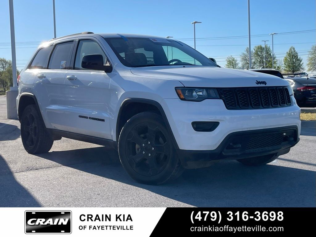 Bright White Clearcoat 2018 Jeep Grand Cherokee Upland 4WD SUV / Crossover Four-Wheel Drive 8-Speed Automatic