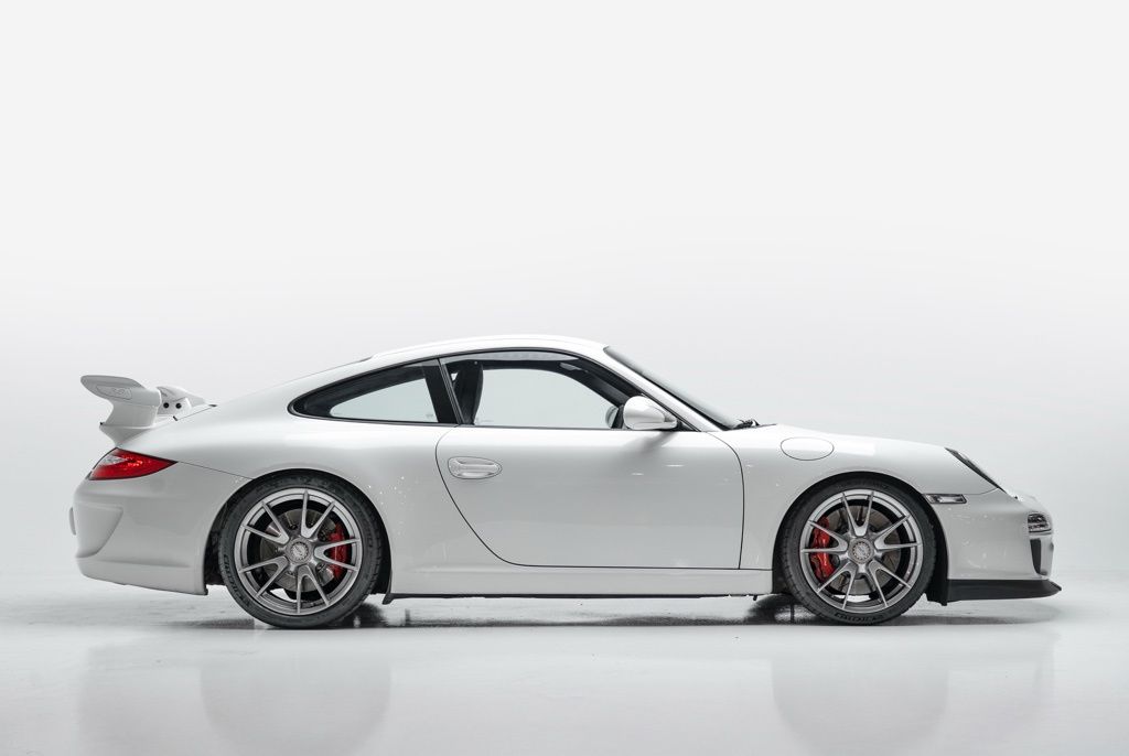 2010 Porsche 911 - Thumbnail 7