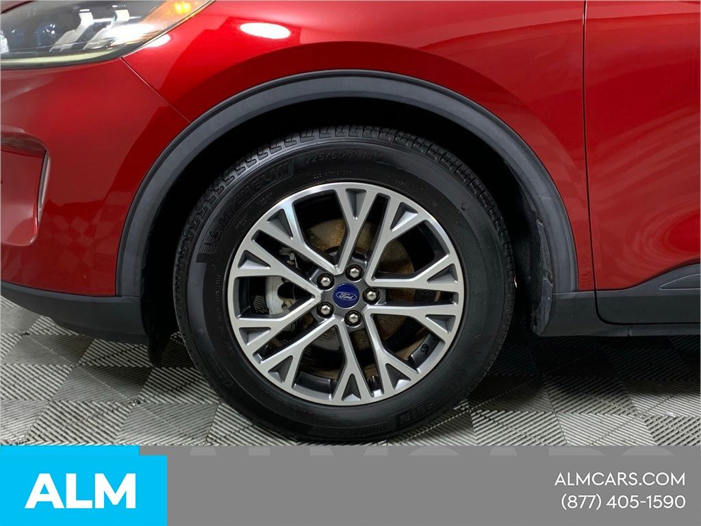 Used 2020 Red Ford SEL image 18