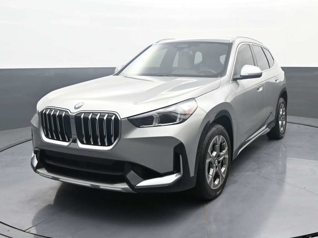 Space Silver Metallic 2023 BMW X1 xDrive28i AWD SUV / Crossover All-Wheel Drive 7-Speed Automatic