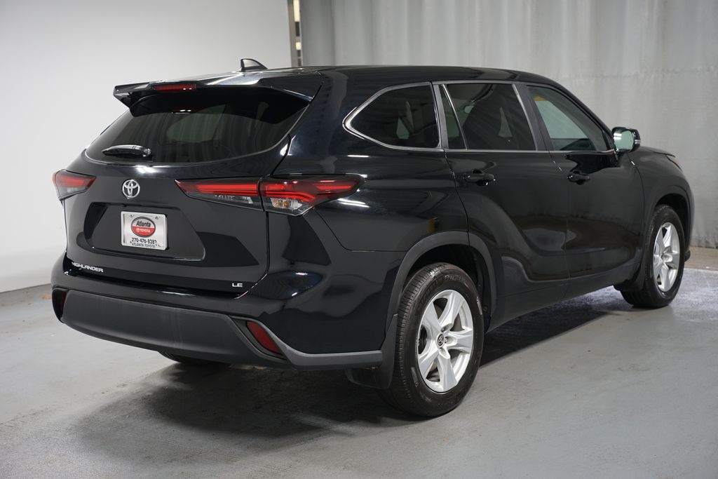 Thumbnail: 2024 Toyota Highlander - 8