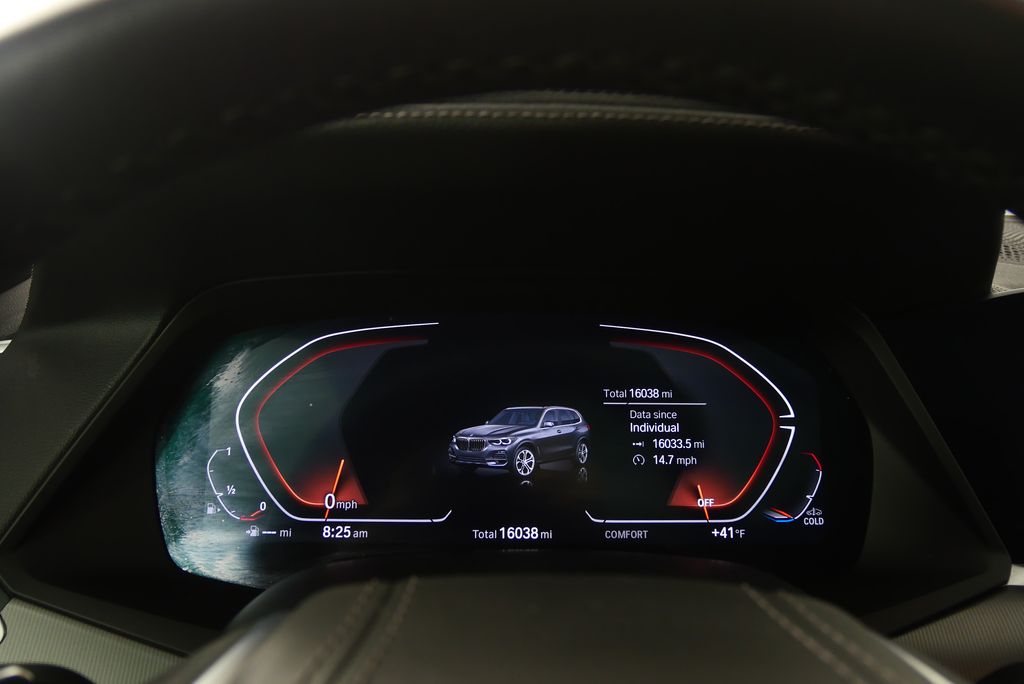 Thumbnail: 2022 BMW X5 - 20