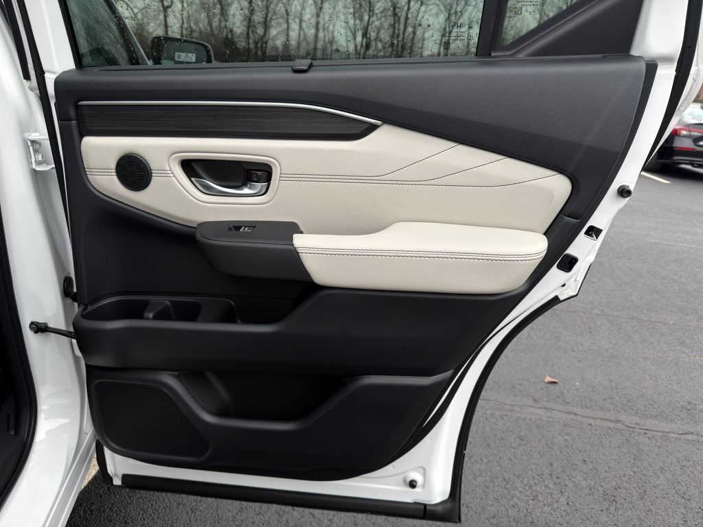 Thumbnail: 2026 Honda Pilot - 26