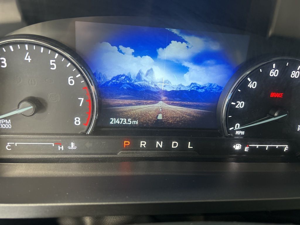 View vehicle photo 3