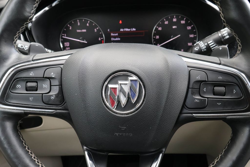 2022 Buick Envision Preferred 27