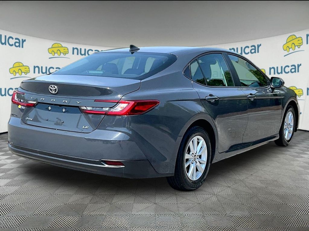 2025 Toyota Camry — photo 6