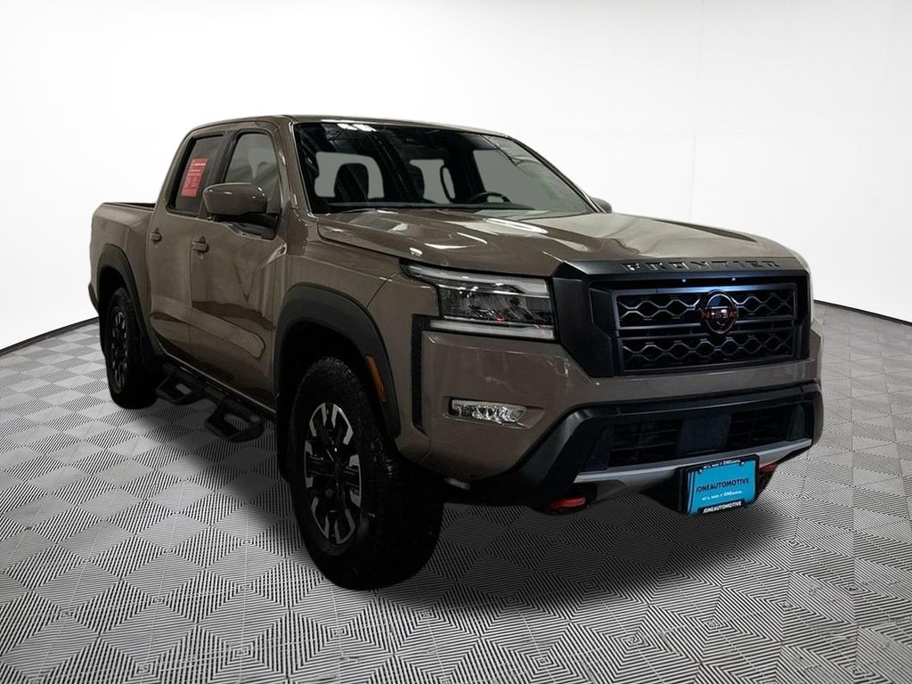 View vehicle photo 3