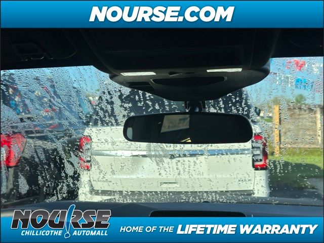 2025 Ford Escape Hybrid ST-Line photo