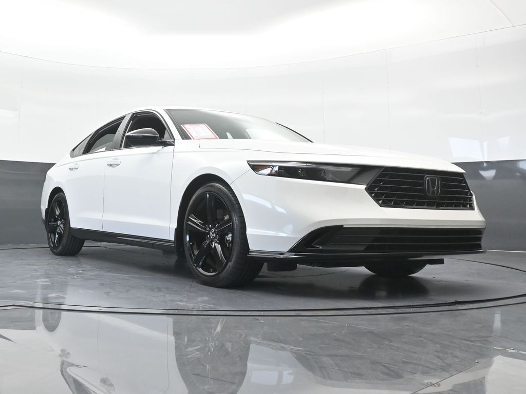 Used 2025 White Honda Sport-L image 63