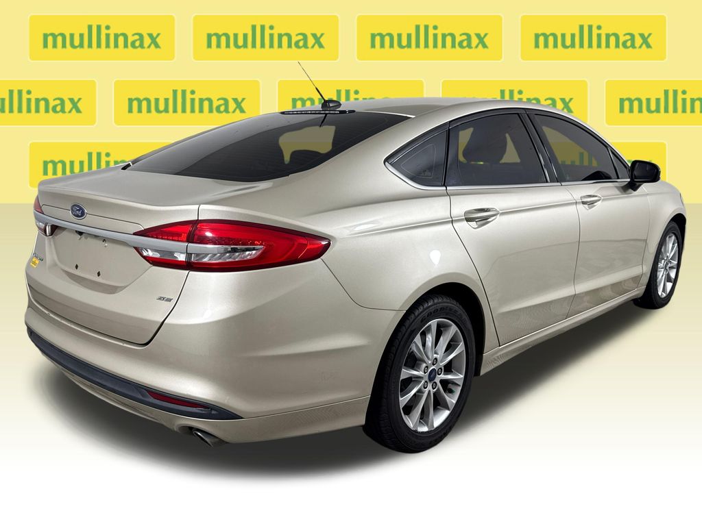 Used 2017 Gold Ford SE image 5