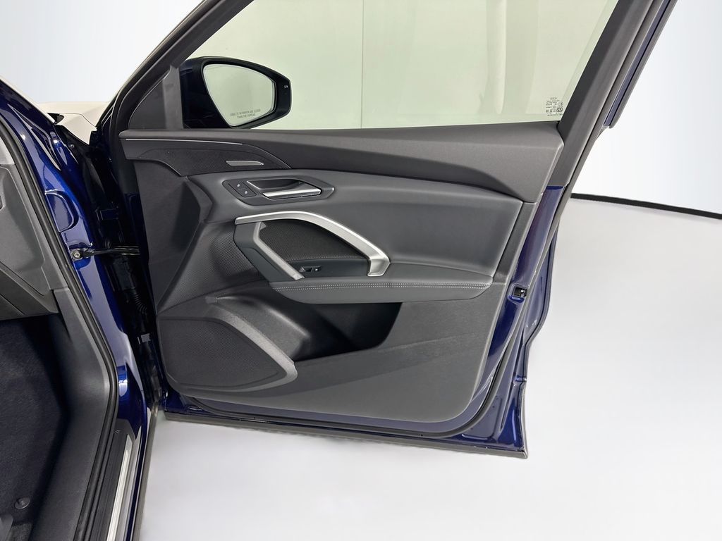 Thumbnail: 2026 Audi Q5 - 25