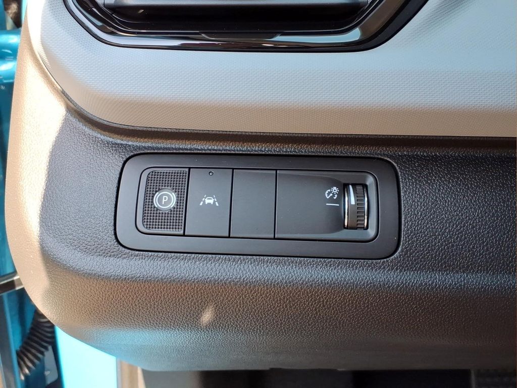 ChevroletBolt EV14