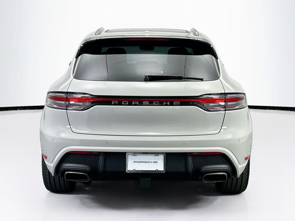 Thumbnail: 2026 Porsche Macan - 6