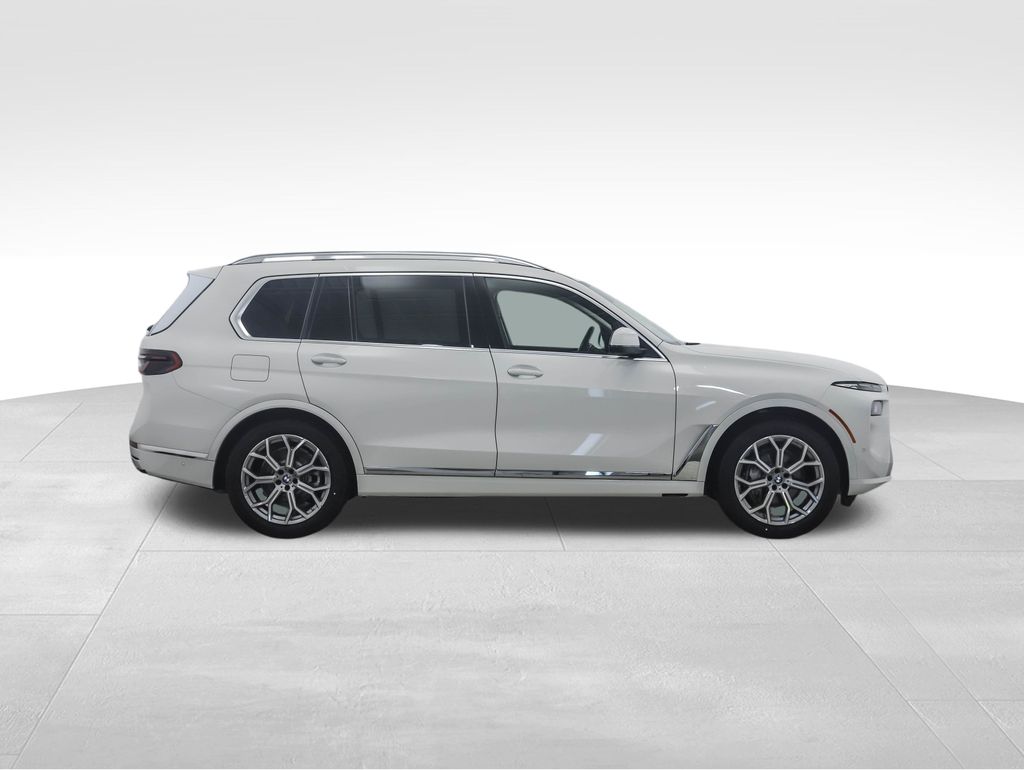 Thumbnail: 2026 BMW X7 - 7