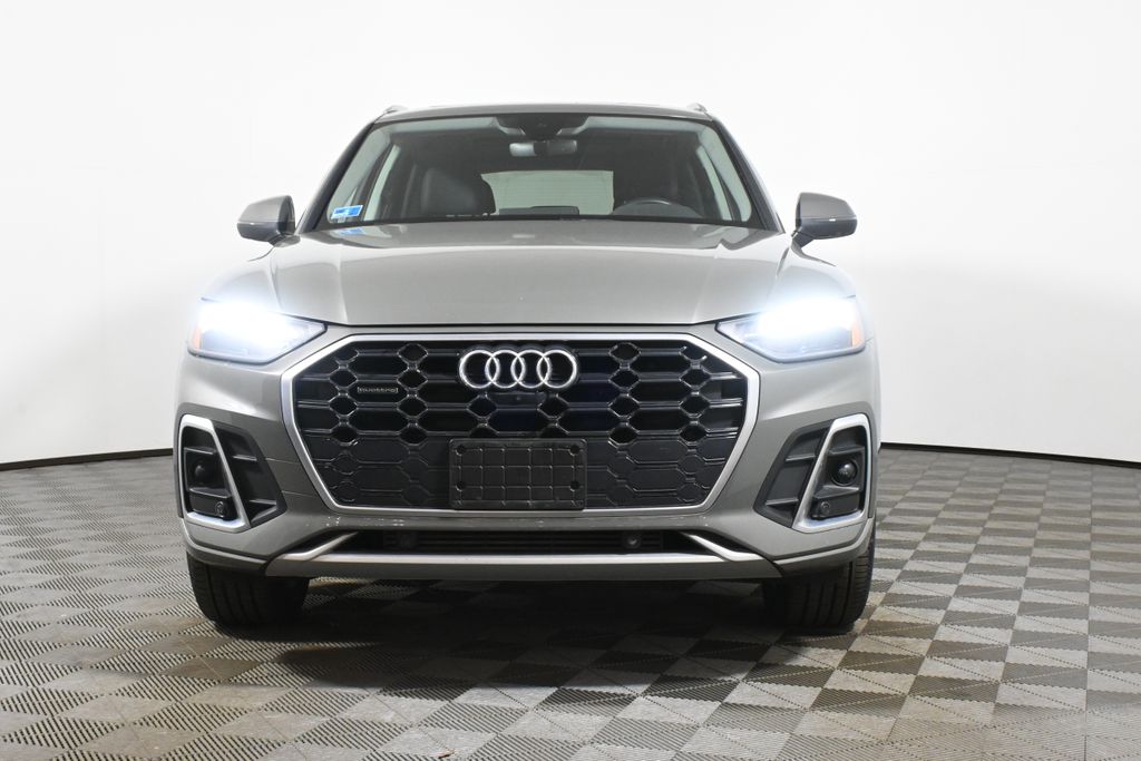 Thumbnail: 2023 Audi Q5 - 10