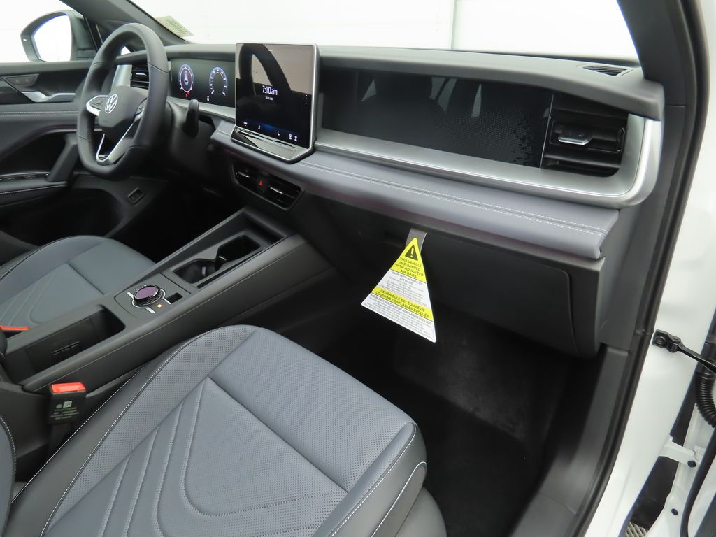 Thumbnail: 2026 Volkswagen Tiguan - 18