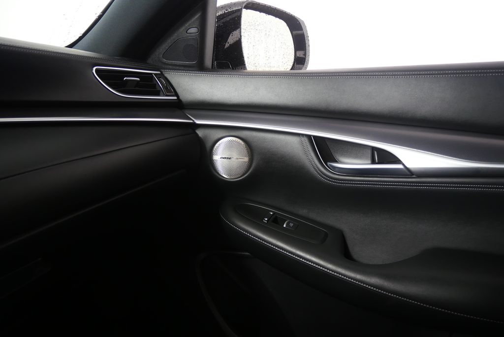 2022 INFINITI QX55 Essential 28