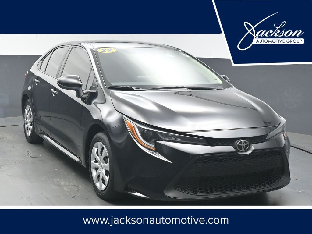 2022 Toyota Corolla LE FWD