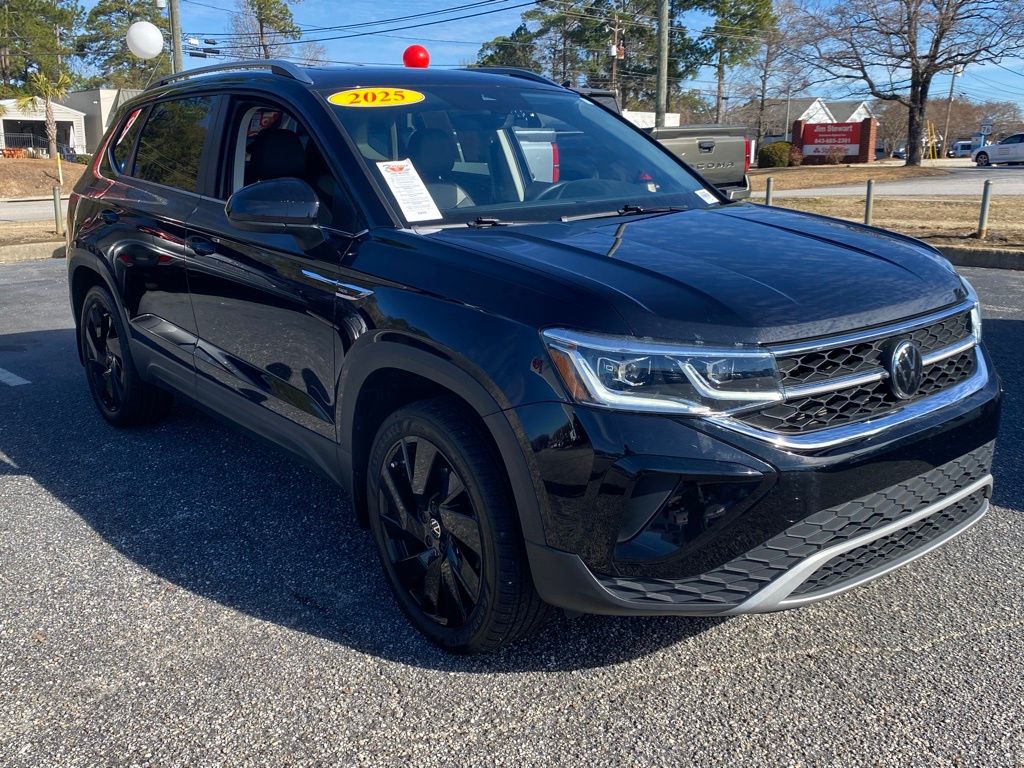 2024 Volkswagen Taos SEL 4Motion