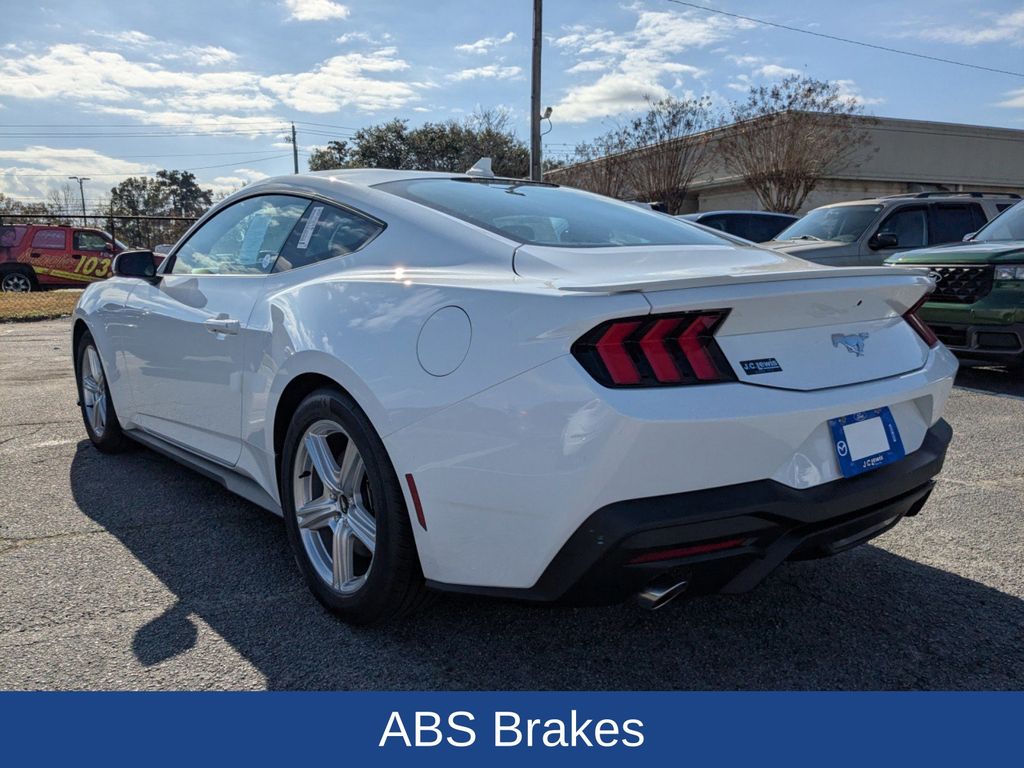 2026 Ford Mustang EcoBoost Premium Fastback