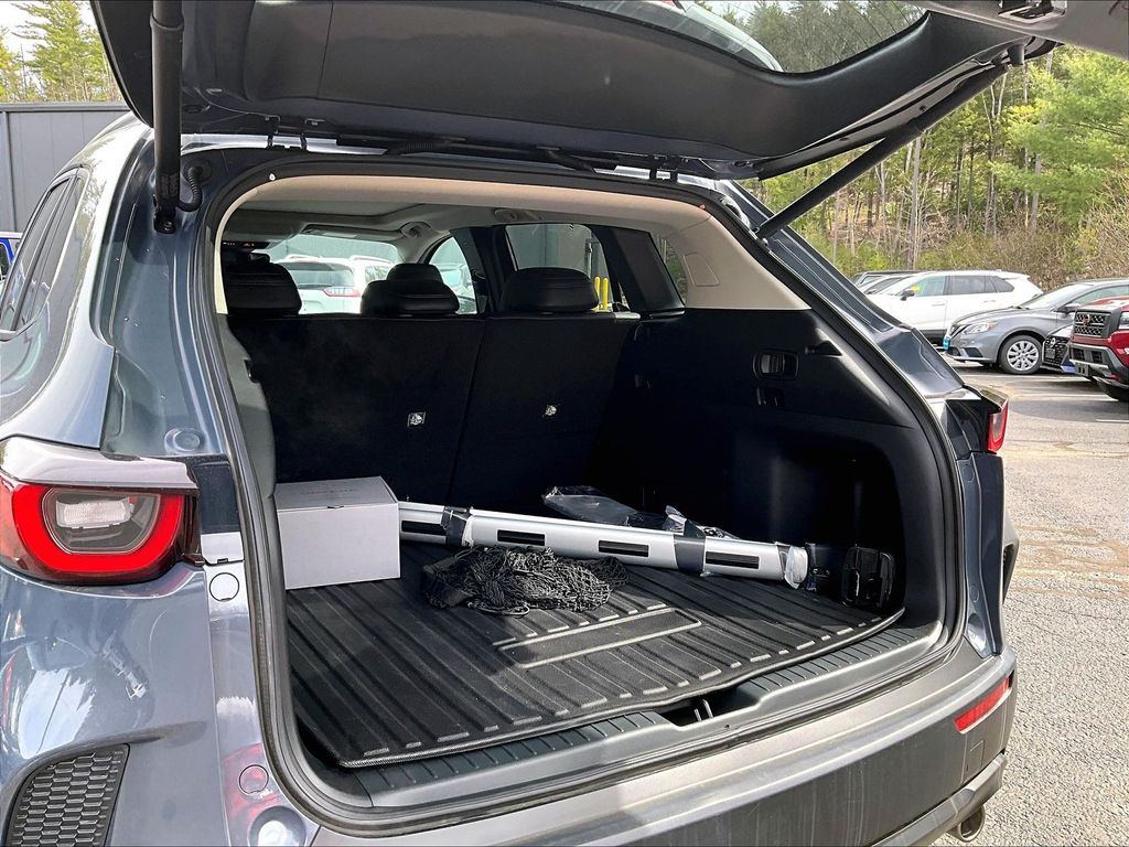 2024 Mazda CX-50 — photo 25