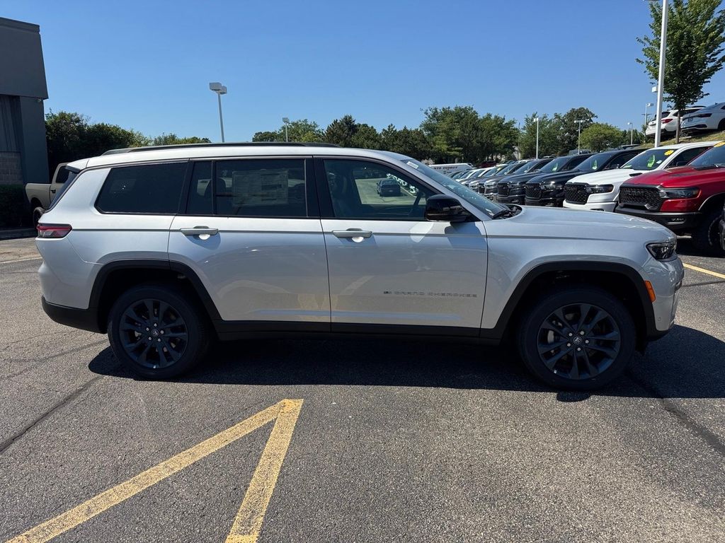 New 2026 Silver Zynith Jeep Limited image 2