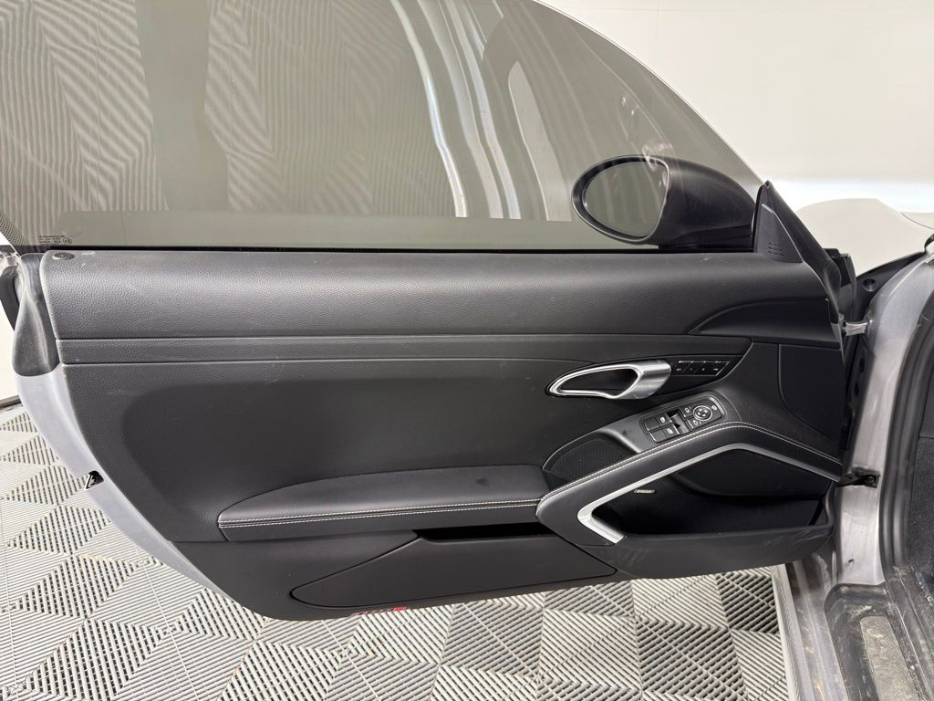 Thumbnail: 2024 Porsche 718 Cayman - 10