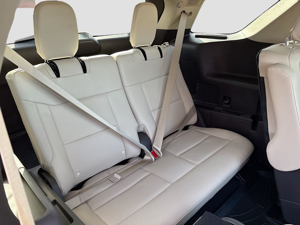 Used 2023 Blue Ford Platinum image 29