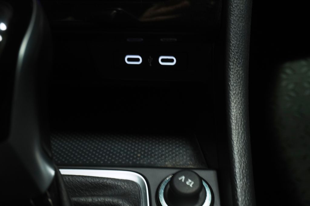 2026 Volkswagen Jetta Sport - Photo 17