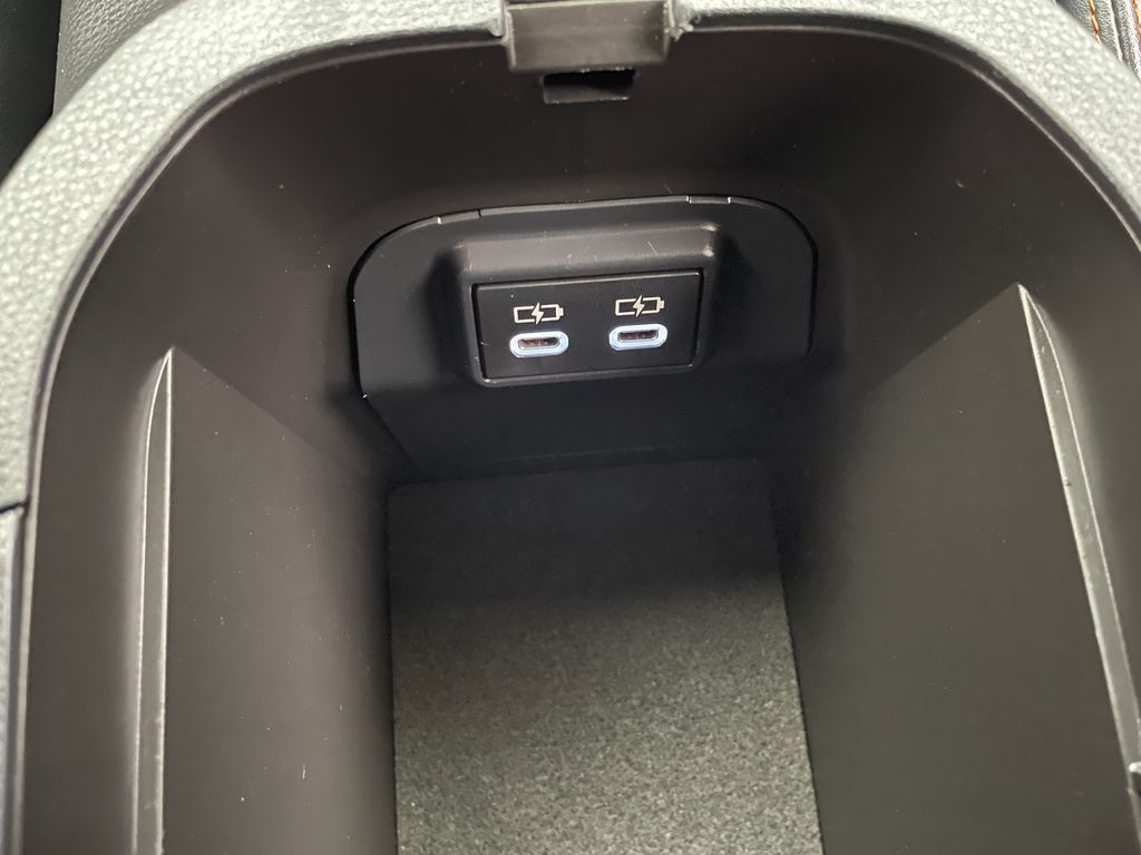 2023 Toyota RAV4 Adventure 31