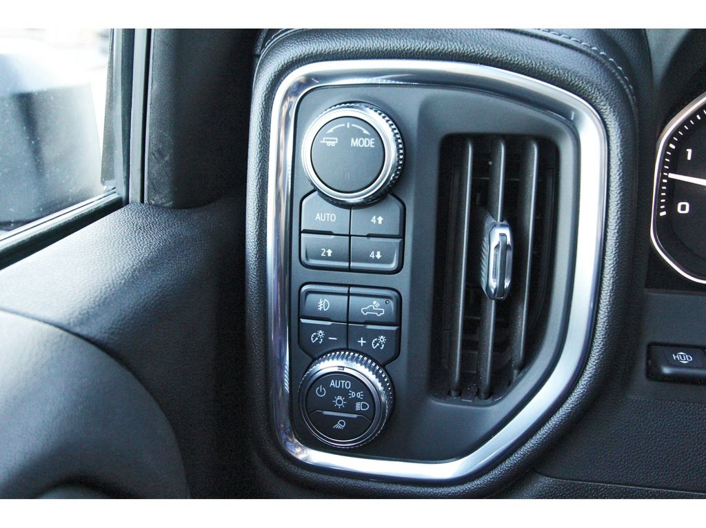 2022 GMC Sierra 2500HD Denali White at EAG Ford Navasota