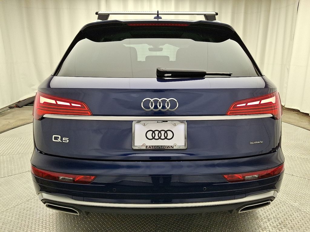 Thumbnail: 2022 Audi Q5 - 5
