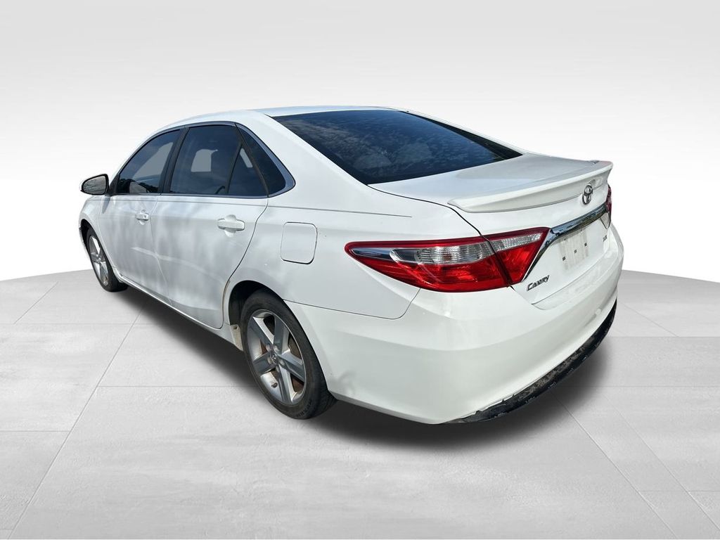 2015 White Toyota Camry LE FWD Sedan