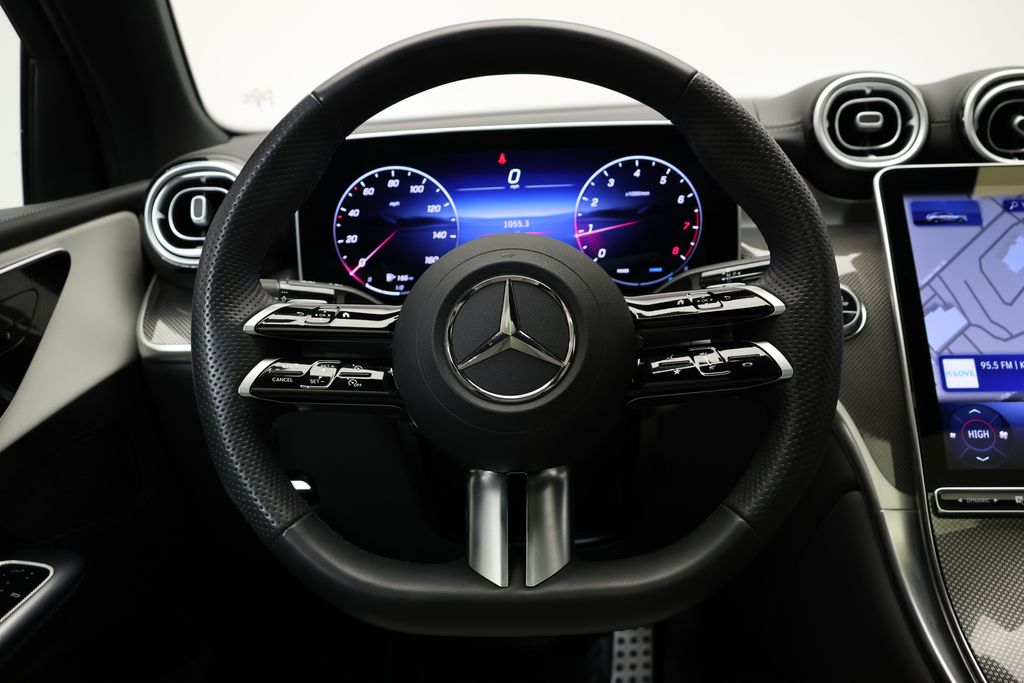 Thumbnail: 2025 Mercedes-Benz GLC - 21