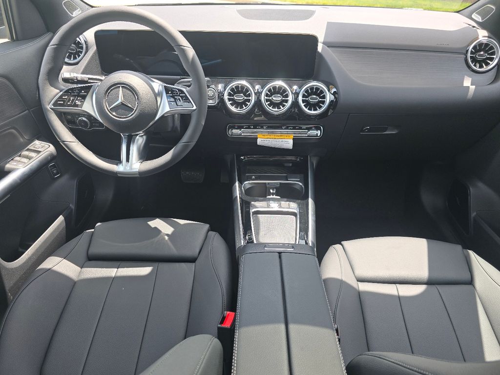 New 2026 Black Mercedes-Benz GLA 250 image 22