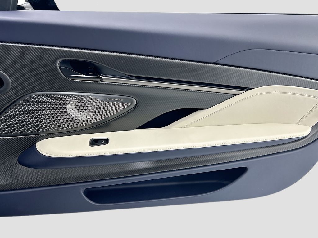 Thumbnail: 2026 Aston Martin Vanquish - 30