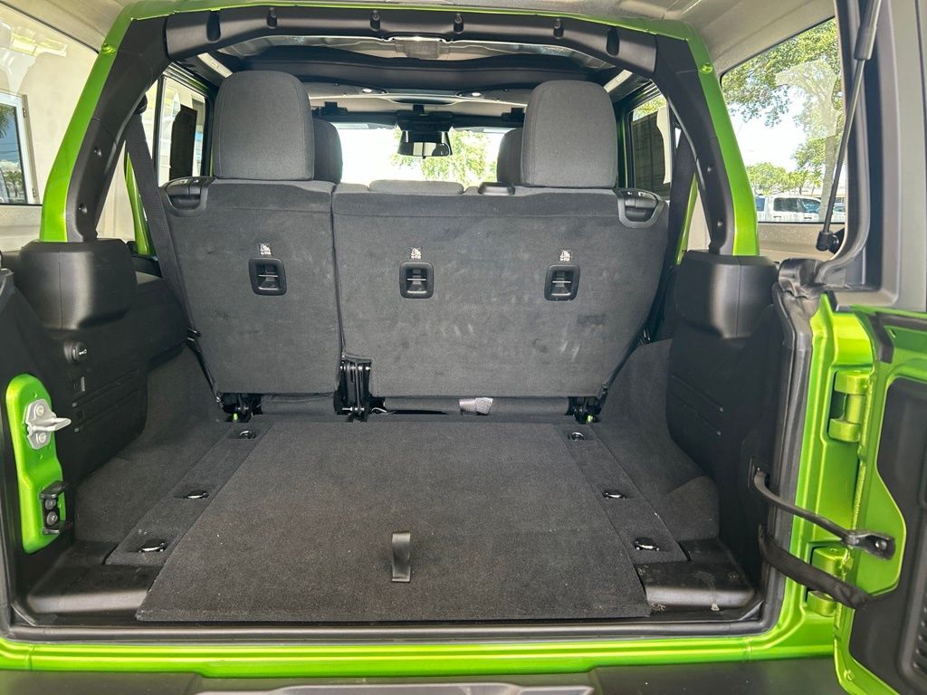 Used 2026 Green Jeep Rubicon image 37