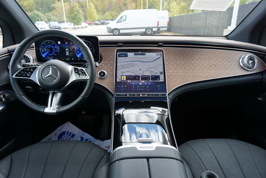 Thumbnail: 2023 Mercedes-Benz EQE - 17