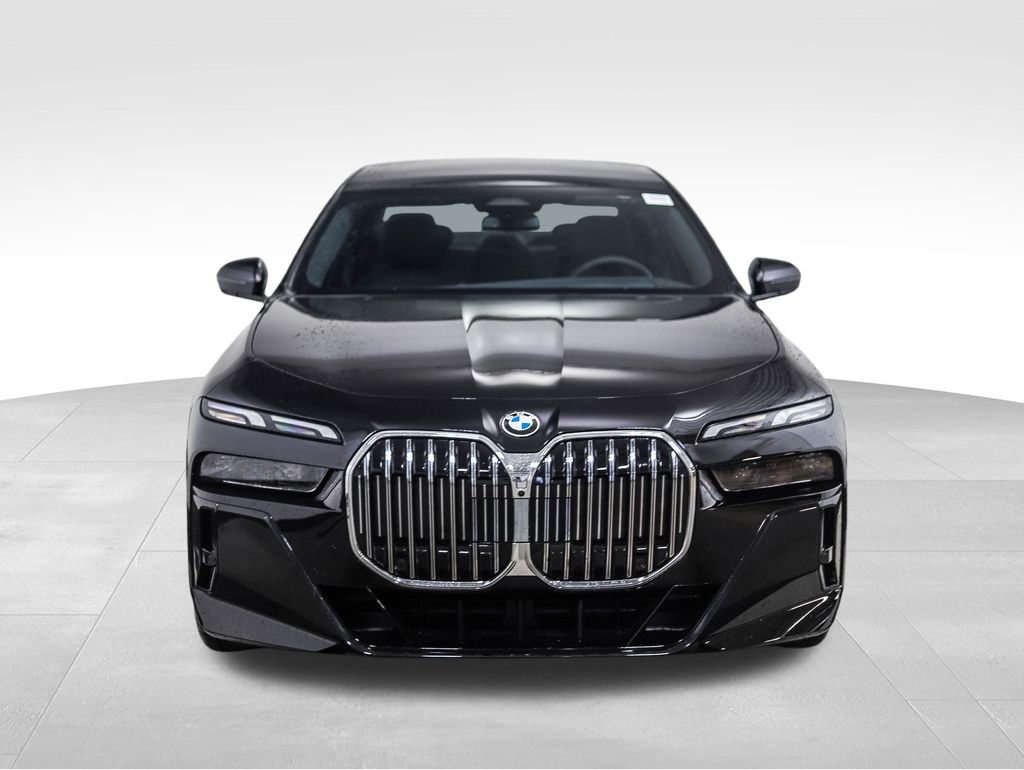 2024 BMW 7 Series 760i xDrive 8