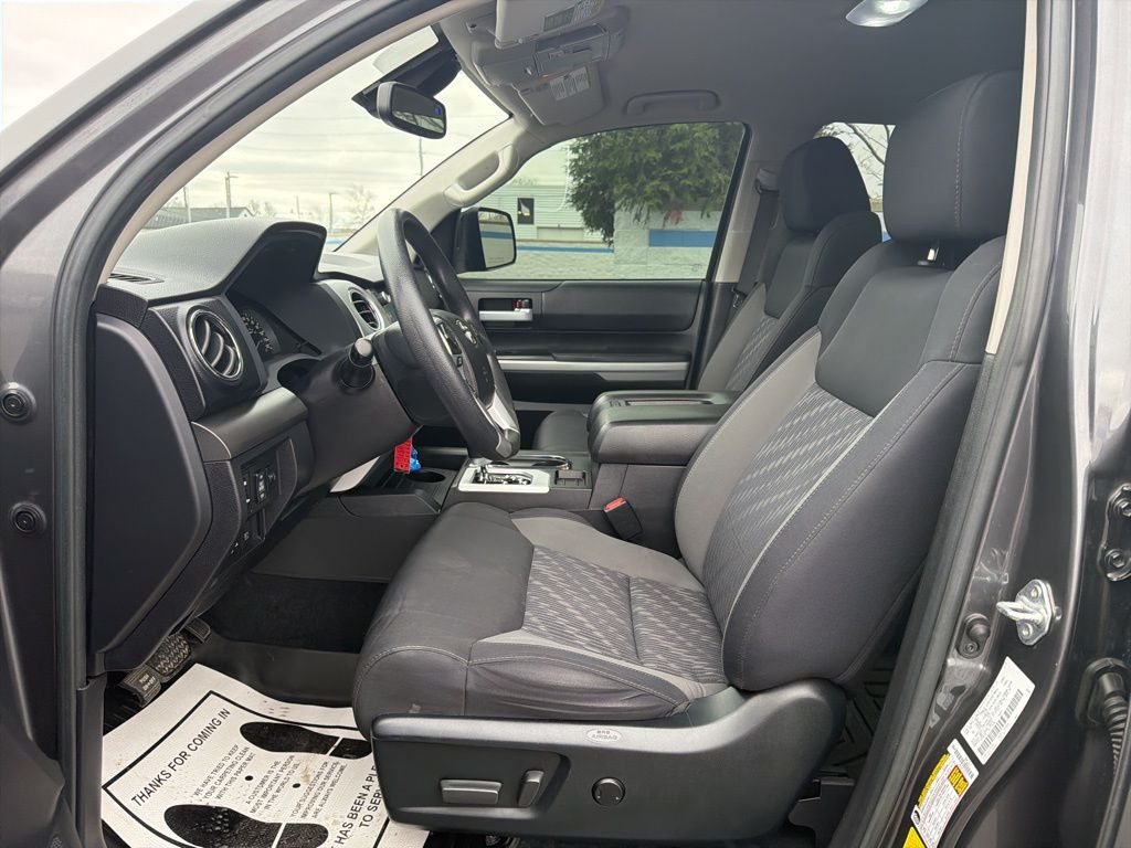 Thumbnail: 2021 Toyota Tundra - 16