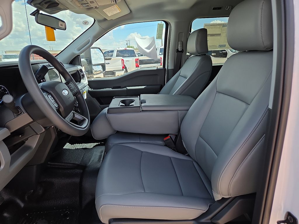 New 2026 White Ford XL image 22