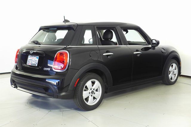 2022 MINI Cooper Classic 7