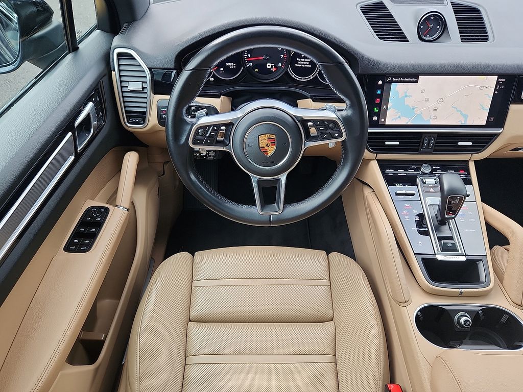 Thumbnail: 2022 Porsche Cayenne - 11