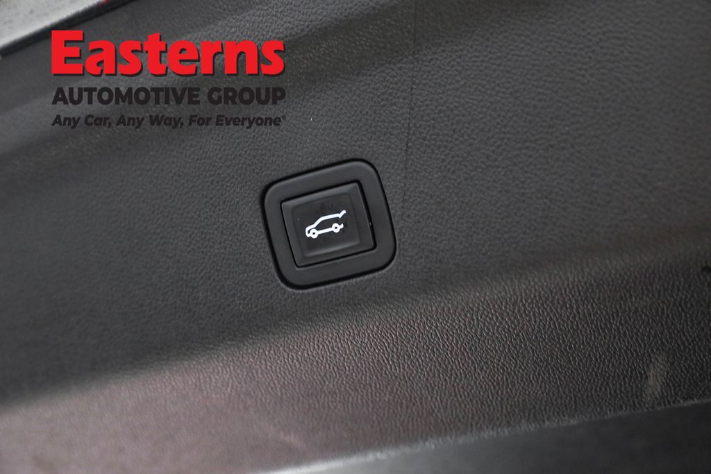 Used 2023 Gray Chevrolet LT image 23