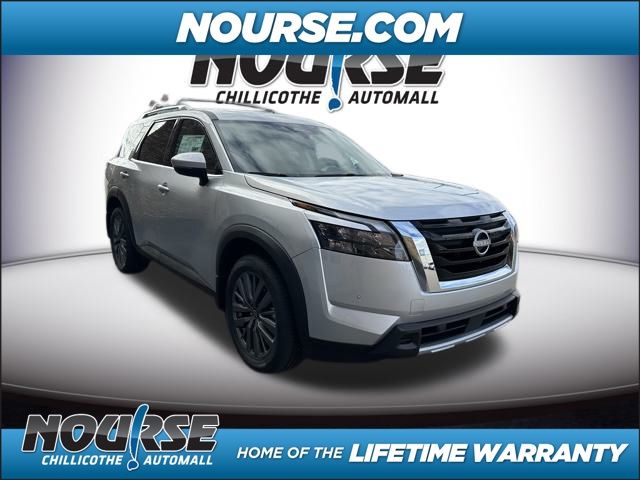 2025 Nissan Pathfinder SL photo