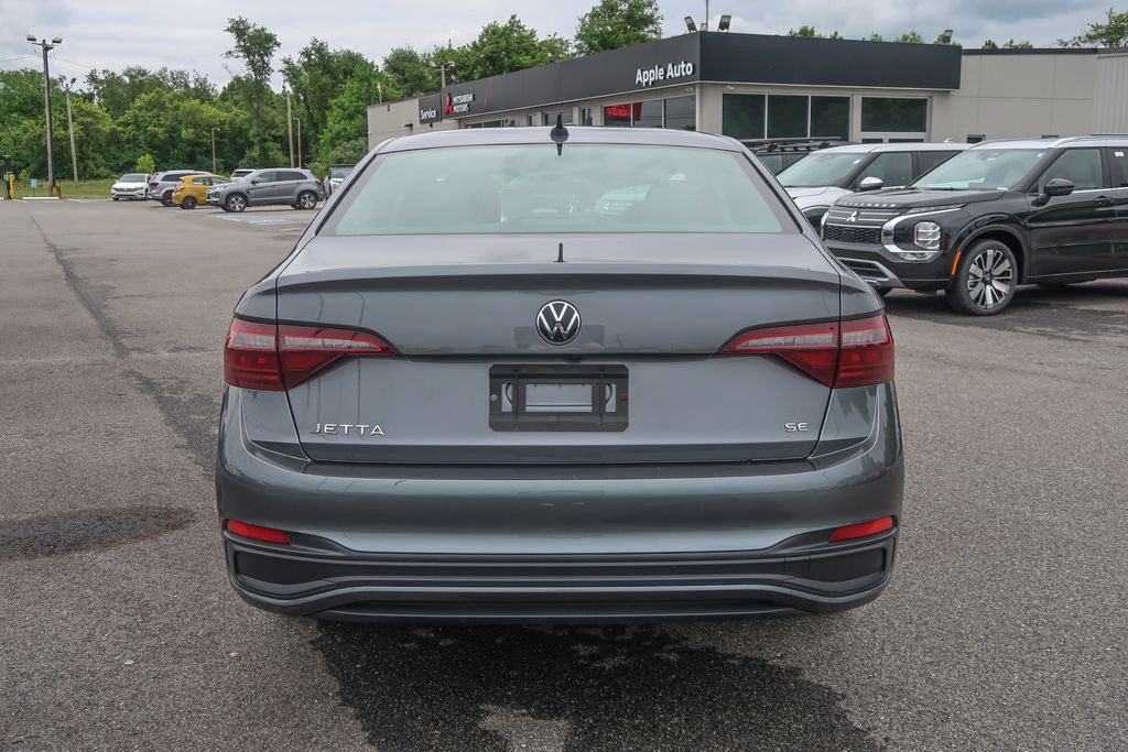 2024 Volkswagen Jetta 1.5T SE