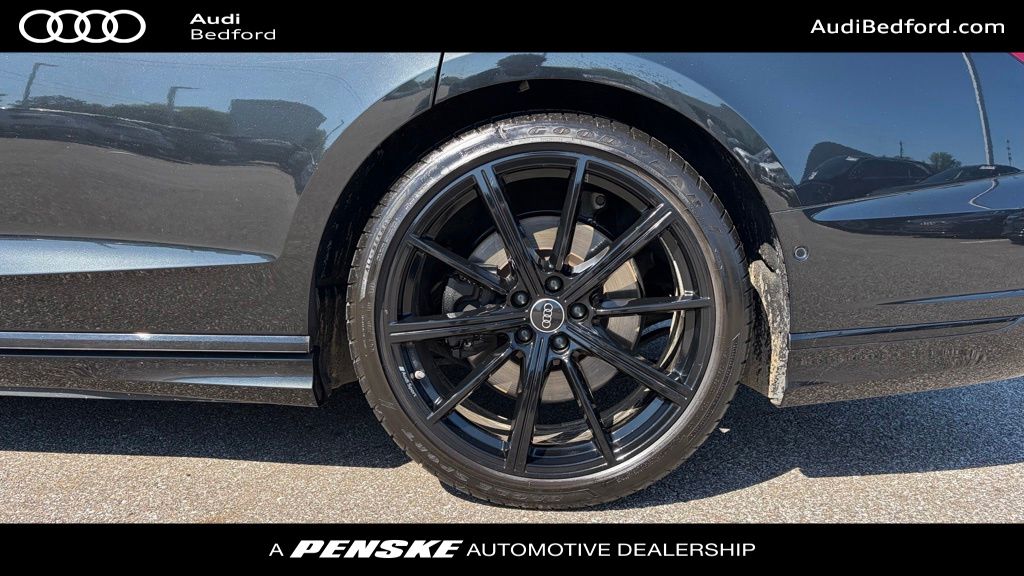 Thumbnail: 2023 Audi A8 - 10