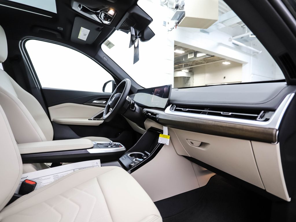 2025 BMW X1 xDrive28i 28